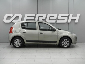 Хетчбэк Renault Sandero 2013 года, 680000 рублей, Ростов-на-Дону