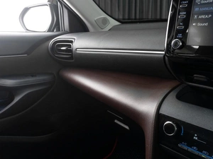 Внедорожник Toyota Yaris Cross 2021 года, 2407000 рублей, Тюмень