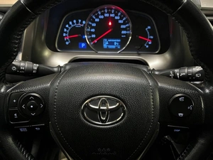Внедорожник Toyota RAV4 2013 года, 2590000 рублей, Абакан