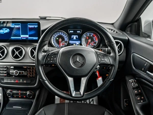 Седан Mercedes-benz CLA-класс 2013 года, 1275000 рублей, Красноярск
