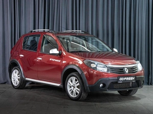 Хетчбэк Renault Sandero Stepway 2011 года, 669000 рублей, Волгоград