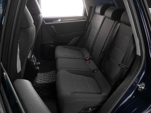 Внедорожник Volkswagen Touareg 2012 года, 1999000 рублей, Тюмень