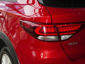 Хетчбэк Kia Rio X-Line 2019 года, 1725111 рублей, Тверь