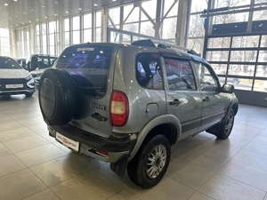 Внедорожник Chevrolet Niva 2006 года, 370000 рублей, Орёл