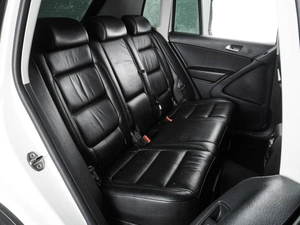 Внедорожник Volkswagen Tiguan 2010 года, 867000 рублей, Воронеж