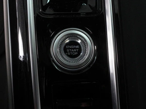 Внедорожник Geely Atlas 2026 года, 3299000 рублей, Красный Пахарь