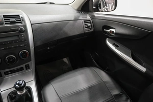 Седан Toyota Corolla 2011 года, 979000 рублей, Новокузнецк