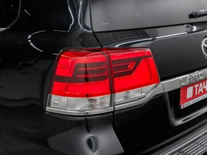 Внедорожник Toyota Land Cruiser 2019 года, 7350000 рублей, Красноярск