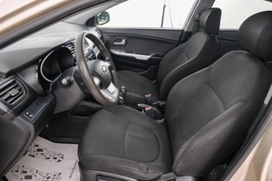 Седан Kia Rio 2013 года, 769000 рублей, Красноярск