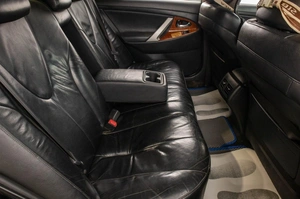 Седан Toyota Camry 2011 года, 1249000 рублей, Барнаул