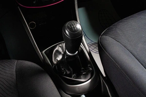 Седан Hyundai Solaris 2011 года, 669000 рублей, Сургут