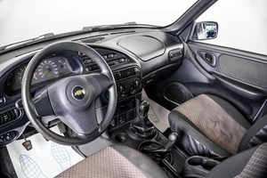 Внедорожник Chevrolet Niva 2015 года, 559000 рублей, Пермь