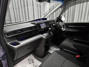 Минивэн Honda Stepwgn 2016 года, 1850000 рублей, Красноярск