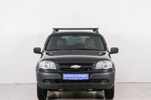 Внедорожник Chevrolet Niva 2017 года, 829000 рублей, Красноярск