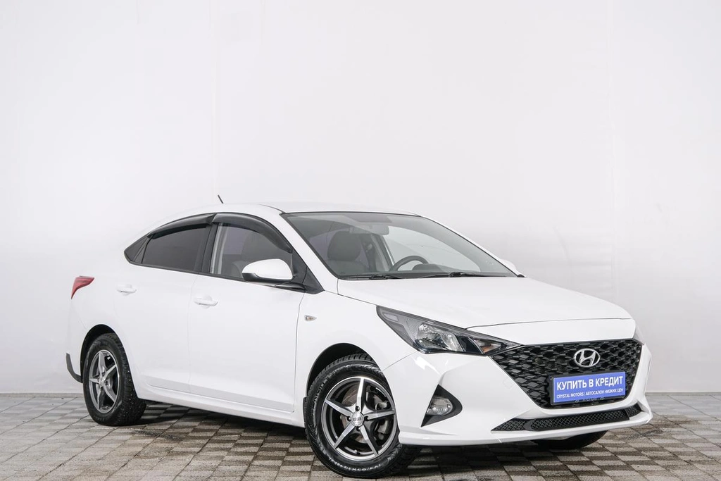 Седан Hyundai Solaris 2021 года, 1659000 рублей, Красноярск