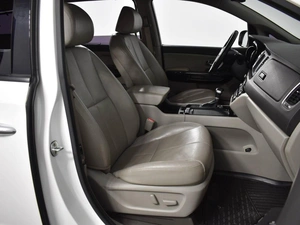 Минивэн Kia Carnival 2016 года, 2473100 рублей, Казань