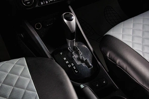 Хетчбэк Kia Rio 2013 года, 999000 рублей, Сургут