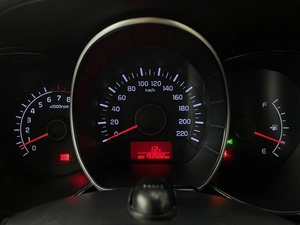 Седан Kia Rio 2012 года, 687000 рублей, Солонцы