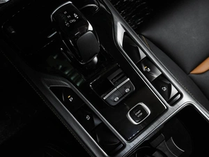 Внедорожник FAW Bestune T77 2024 года, 1999000 рублей, Воронеж