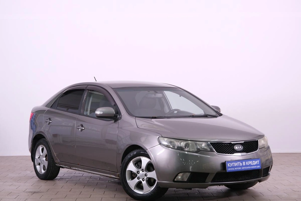 Седан Kia Cerato 2009 года, 749000 рублей, Омск