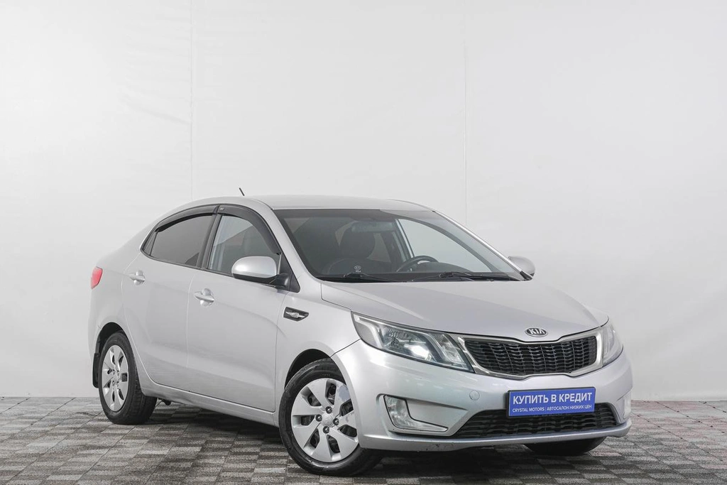 Седан Kia Rio 2014 года, 879000 рублей, Кемерово