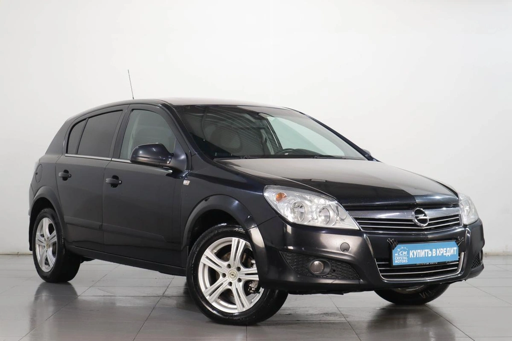 Хетчбэк Opel Astra 2011 года, 659000 рублей, Челябинск