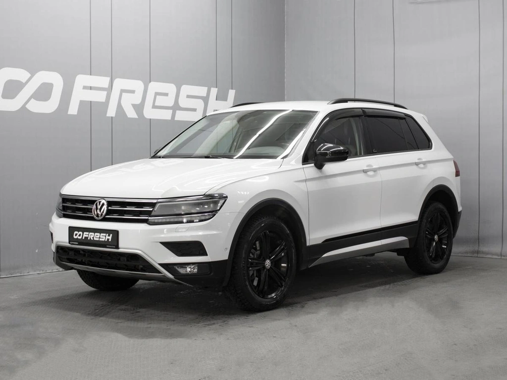 Внедорожник Volkswagen Tiguan 2019 года, 2880000 рублей, Омск