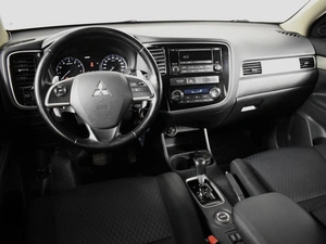 Внедорожник Mitsubishi Outlander 2014 года, 1176200 рублей, Казань