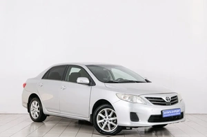 Седан Toyota Corolla 2012 года, 939000 рублей, Красноярск