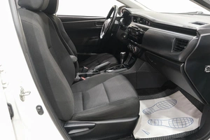 Седан Toyota Corolla 2014 года, 1359000 рублей, Новокузнецк