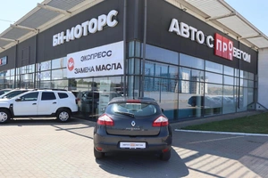 Хэтчбек Renault Megane 2012 года, 900000 рублей, Мирное