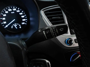 Седан Hyundai Solaris 2019 года, 1537000 рублей, Ставрополь