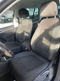 Внедорожник Volkswagen Tiguan 2011 года, 1387000 рублей, Солонцы