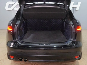 Внедорожник Jaguar F-Pace 2016 года, 3350000 рублей, Воронеж