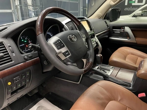 Внедорожник Toyota Land Cruiser 2014 года, 3750000 рублей, Красноярск