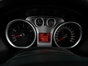 Седан Ford Focus 2010 года, 619000 рублей, Воронеж