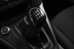 Хетчбэк Ford Focus 2018 года, 920000 рублей, Омск