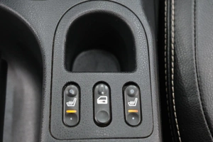 Внедорожник Nissan Qashqai 2011 года, 1289000 рублей, Омск