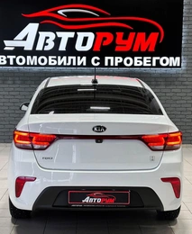 Седан Kia Rio 2020 года, 1697000 рублей, Красноярск