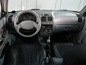 Седан Hyundai Accent 2006 года, 519000 рублей, Аксай