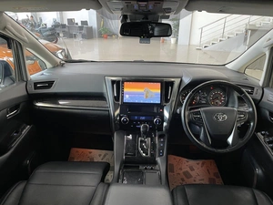 Минивэн Toyota Alphard 2019 года, 4097000 рублей, Солонцы