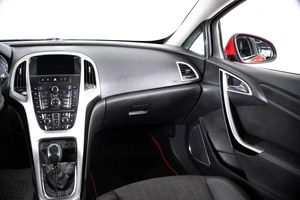 Купе Opel Astra GTC 2012 года, 779000 рублей, Пермь