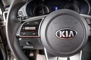 Седан Kia K5 2018 года, 1889000 рублей, Пермь