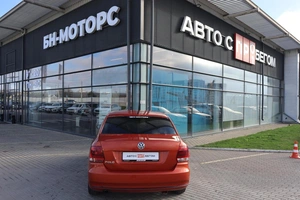 Седан Volkswagen Polo 2016 года, 1090000 рублей, Мирное
