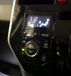 Минивэн Toyota Roomy 2019 года, 1088000 рублей, Красноярск