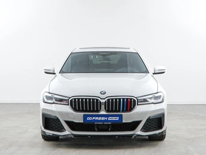 Седан BMW 5 серия 2021 года, 5678888 рублей, Москва