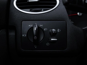 Хетчбэк Ford Focus 2007 года, 905000 рублей, Краснодар