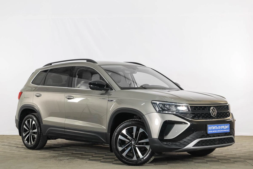 Внедорожник Volkswagen Taos 2021 года, 2819000 рублей, Тюмень