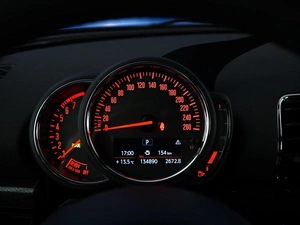 Универсал MINI Cooper Clubman 2020 года, 1949046 рублей, Москва