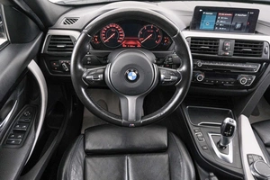 Седан BMW 3 серия 2018 года, 3099000 рублей, Красноярск
